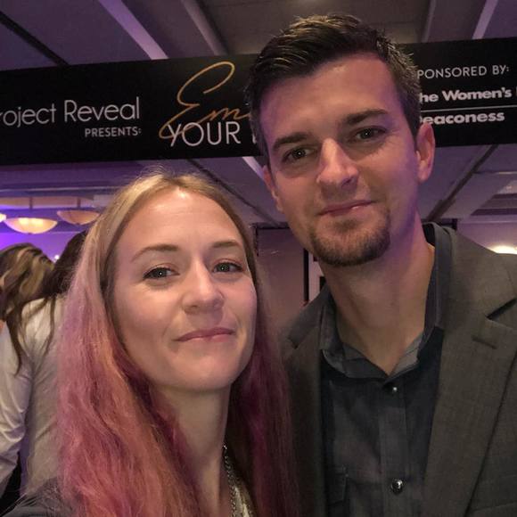 Meet your Posher, Amber - Picture 3 of 4